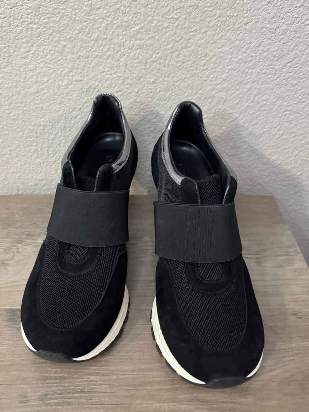 SNEEX The Icon Hy-Heel Pumps Size 9 Black Silver Sneaker Heels - Picture 3 of 7